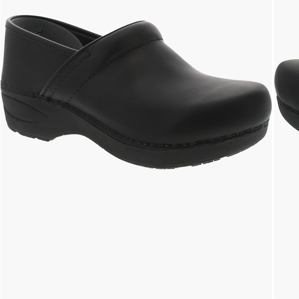 Black waterproof leather Dansko XP 2.0 Women’s clogs size 6.5-7 US (37 EU)
